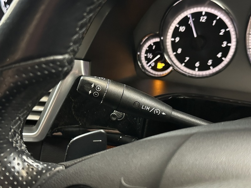 Used Mercedes-Benz E Class 2011 for sale - 77651126: Photo 37