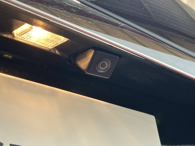 Used Mercedes-Benz E Class 2011 for sale - 77651126: Photo 48