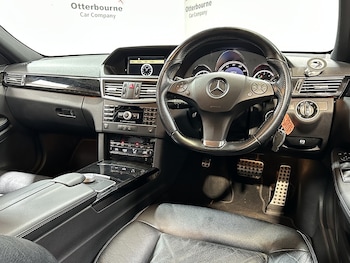 Used Mercedes-Benz E Class 2011 for sale - 77651126: Photo