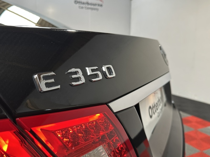 Used Mercedes-Benz E Class 2011 for sale - 77651126: Photo 55