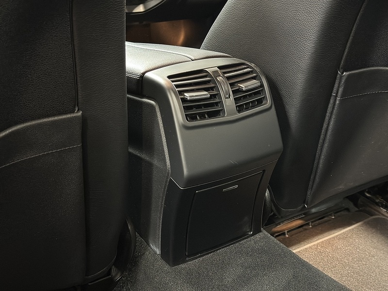 Used Mercedes-Benz E Class 2011 for sale - 77651126: Photo 58