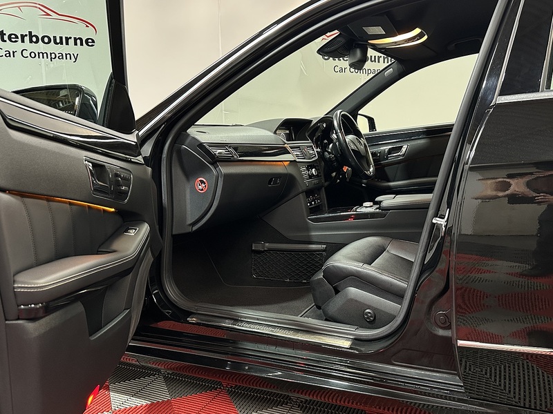 Used Mercedes-Benz E Class 2011 for sale - 77651126: Photo 61