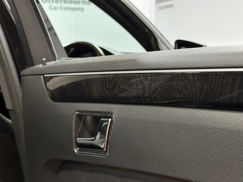 Used Mercedes-Benz E Class 2011 for sale - 77651126: Photo 70