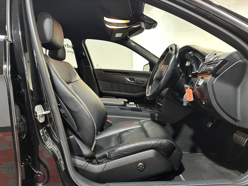 Used Mercedes-Benz E Class 2011 for sale - 77651126: Photo 77