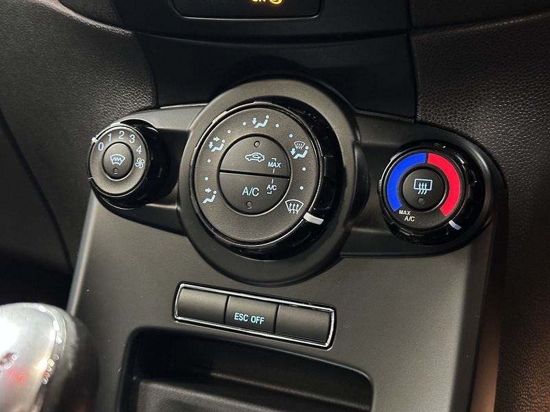 Used Ford Fiesta 2014 for sale - 77622022: Photo 26