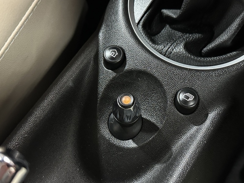 Used MINI Convertible 2013 for sale - 77990123: Photo 31