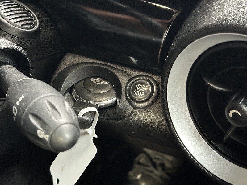 Used MINI Convertible 2013 for sale - 77990123: Photo 33