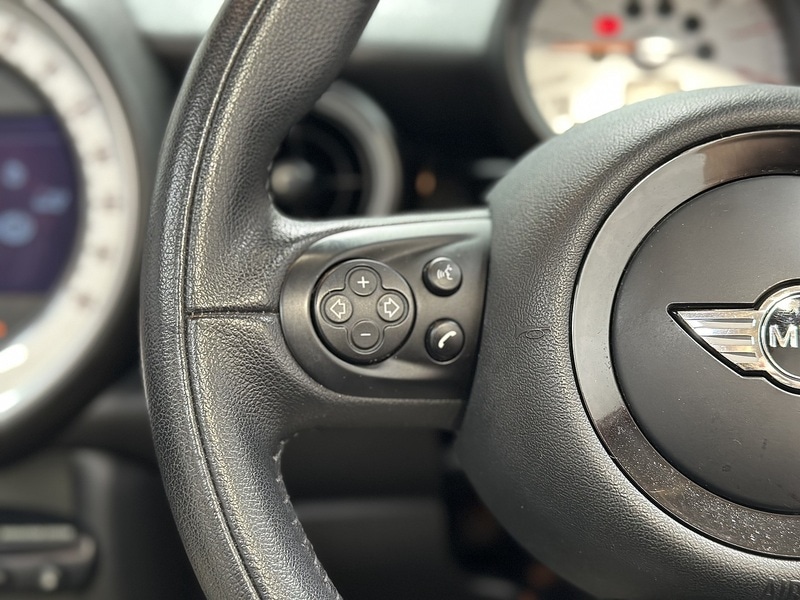 Used MINI Convertible 2013 for sale - 77990123: Photo 37