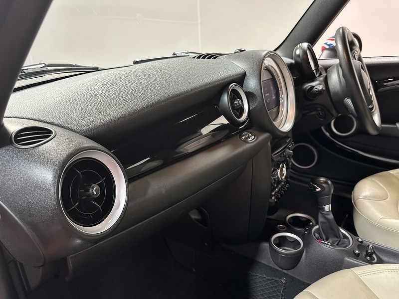 Used MINI Convertible 2013 for sale - 77990123: Photo 40
