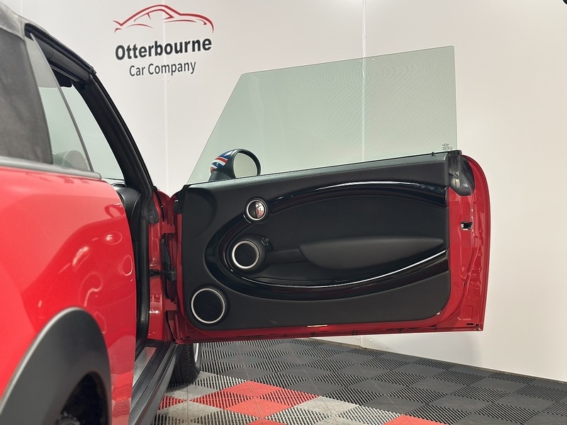Used MINI Convertible 2013 for sale - 77990123: Photo 48