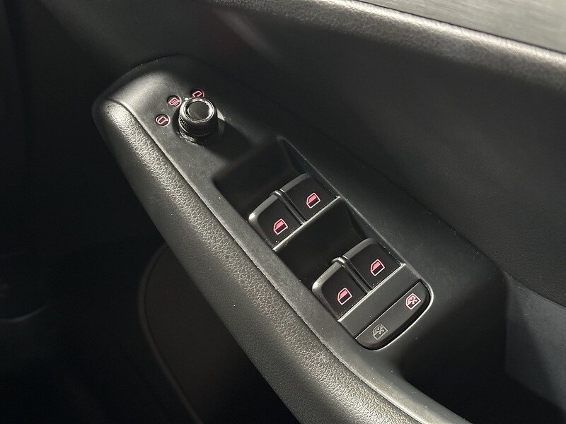 Used Audi Q5 2011 for sale - 78069596: Photo 75