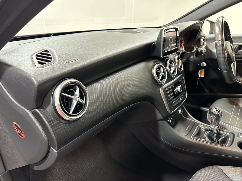 Used Mercedes-Benz A-Class 2014 for sale - 78163245: Photo 40