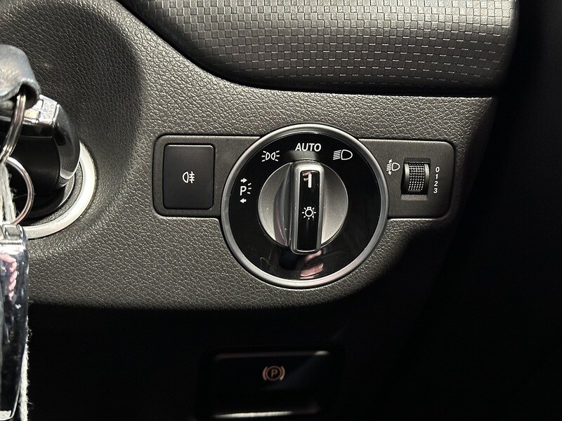 Used Mercedes-Benz A-Class 2014 for sale - 78163245: Photo 61