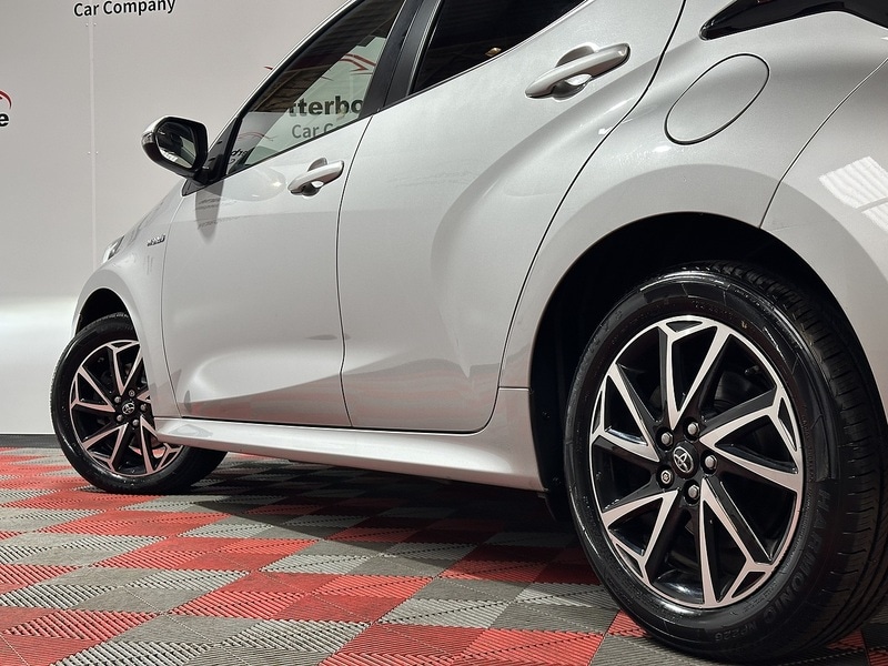 Used Toyota Yaris 2021 for sale - 77622014: Photo 41