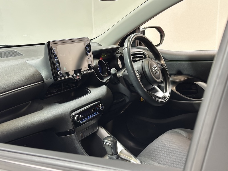 Used Toyota Yaris 2021 for sale - 77622014: Photo 43