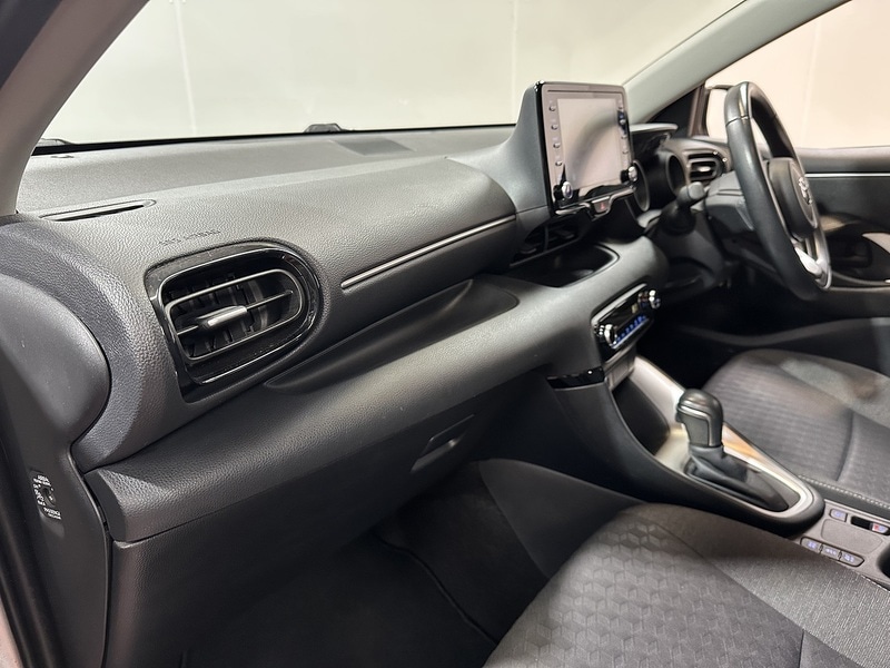 Used Toyota Yaris 2021 for sale - 77622014: Photo 51