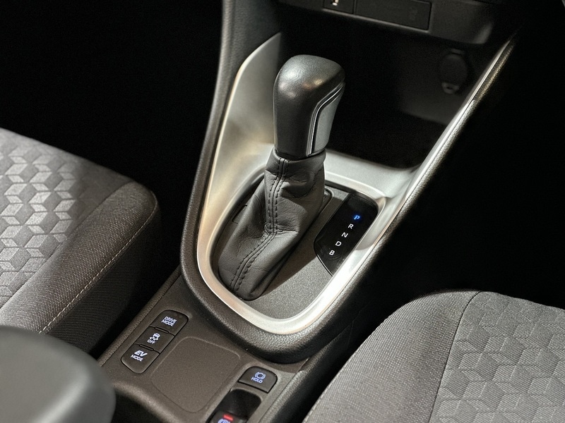 Used Toyota Yaris 2021 for sale - 77622014: Photo 52