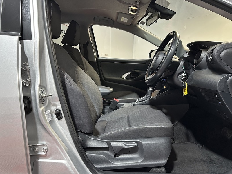 Used Toyota Yaris 2021 for sale - 77622014: Photo 61