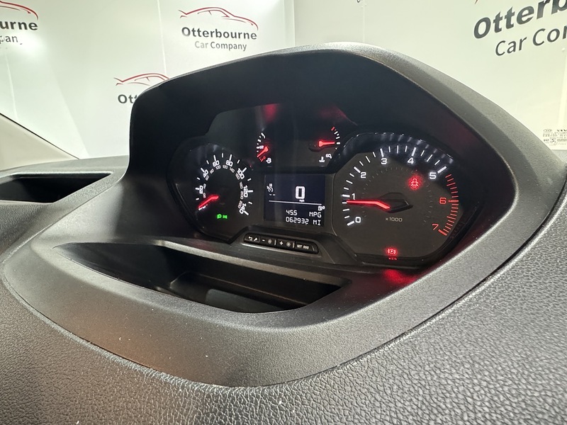 Used Peugeot Partner 2019 for sale - 76819343: Photo 10