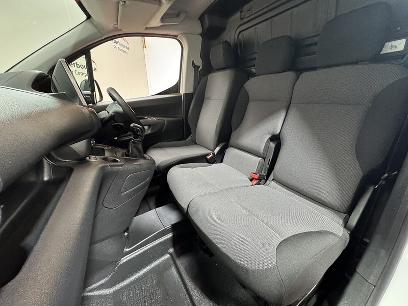 Used Peugeot Partner 2019 for sale - 76819343: Photo 12