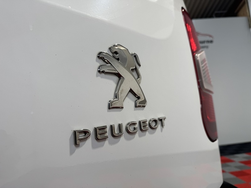 Used Peugeot Partner 2019 for sale - 76819343: Photo 18