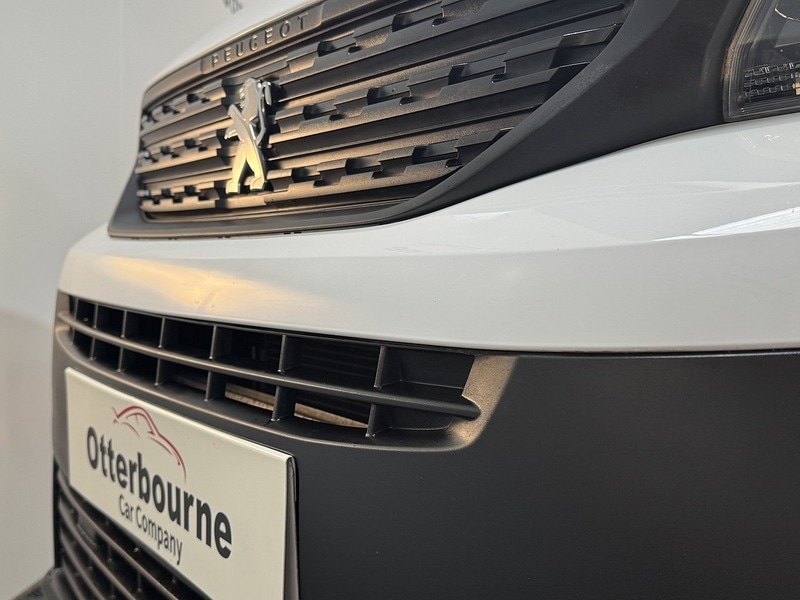 Used Peugeot Partner 2019 for sale - 76819343: Photo 22