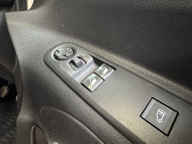 Used Peugeot Partner 2019 for sale - 76819343: Photo 25