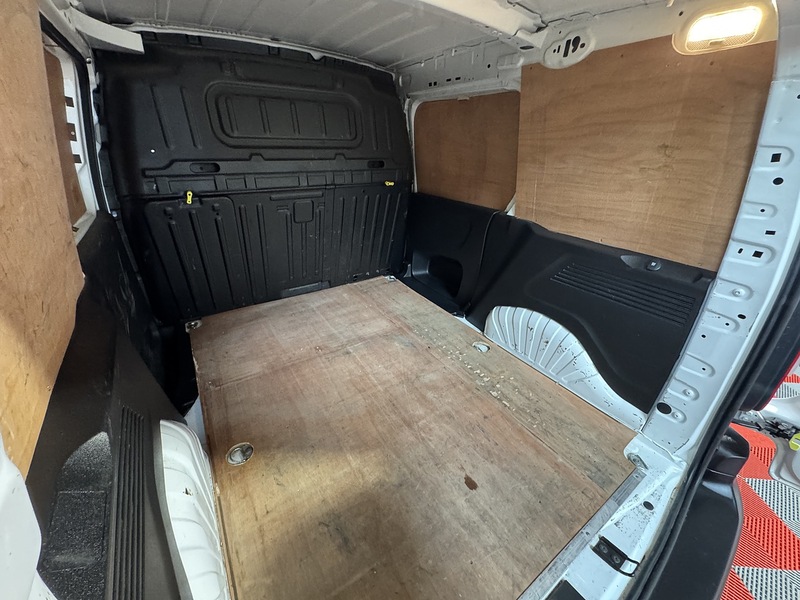 Used Peugeot Partner 2019 for sale - 76819343: Photo 26