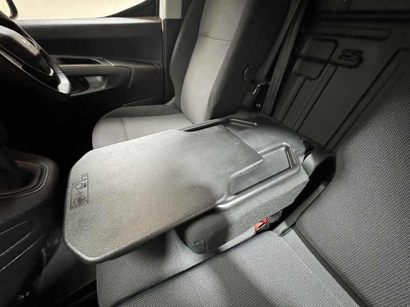 Used Peugeot Partner 2019 for sale - 76819343: Photo 29