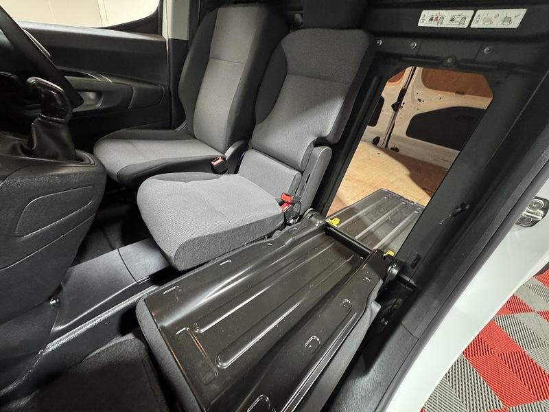 Used Peugeot Partner 2019 for sale - 76819343: Photo 31