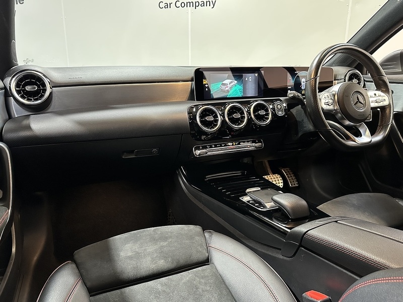 Used Mercedes-Benz A-Class 2018 for sale - 76808369: Photo 3