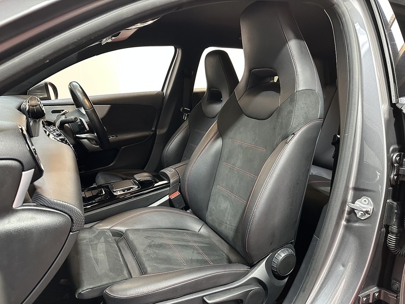 Used Mercedes-Benz A-Class 2018 for sale - 76808369: Photo 9