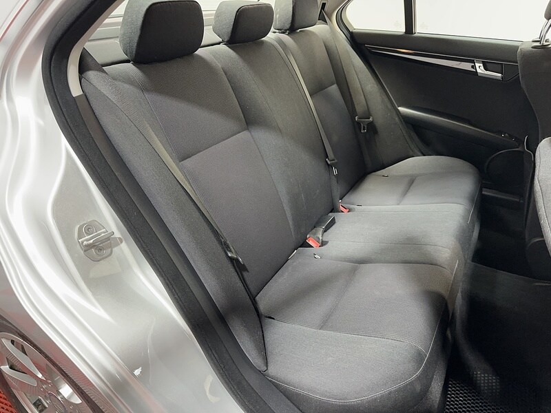 Used Mercedes-Benz C Class 2011 for sale - 77953481: Photo 10