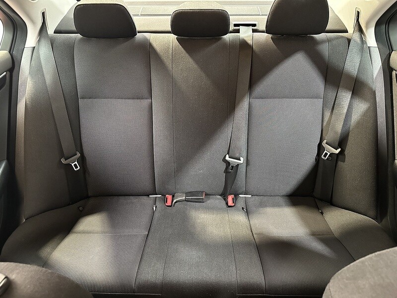 Used Mercedes-Benz C Class 2011 for sale - 77953481: Photo 16