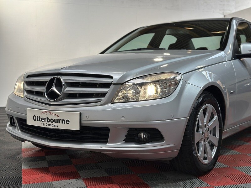 Used Mercedes-Benz C Class 2011 for sale - 77953481: Photo 24