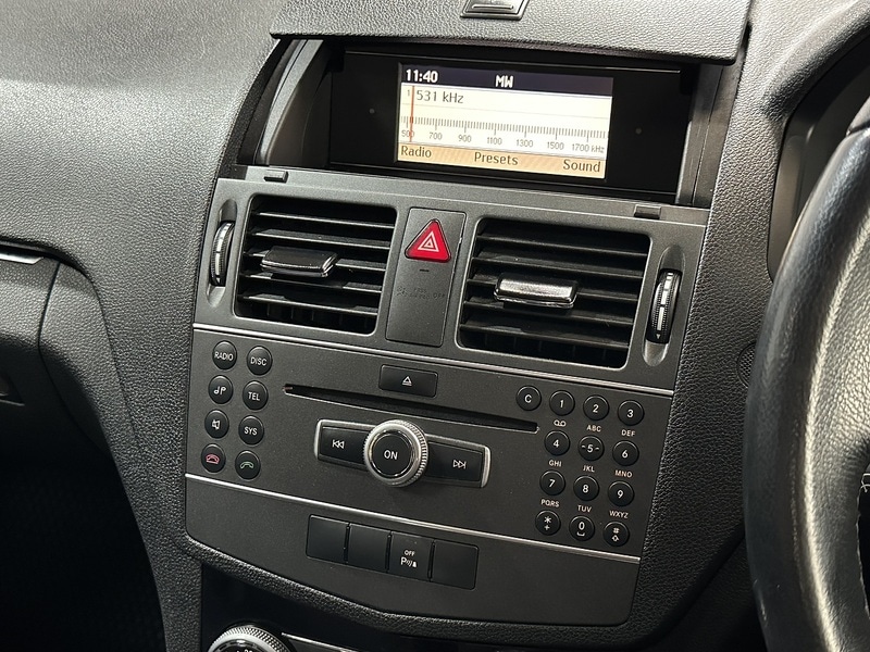 Used Mercedes-Benz C Class 2011 for sale - 77953481: Photo 25