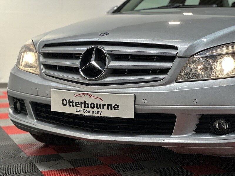 Used Mercedes-Benz C Class 2011 for sale - 77953481: Photo 33