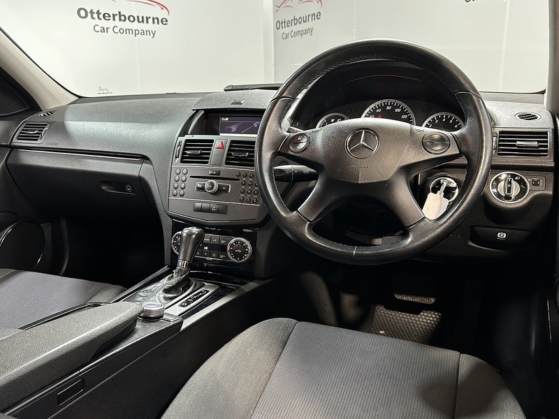 Used Mercedes-Benz C Class 2011 for sale - 77953481: Photo 4