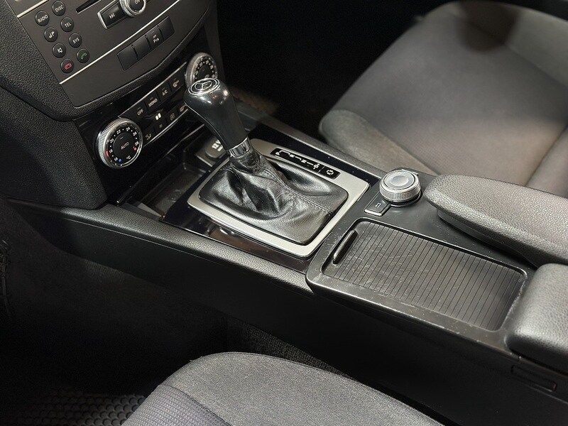 Used Mercedes-Benz C Class 2011 for sale - 77953481: Photo 57