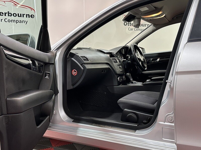 Used Mercedes-Benz C Class 2011 for sale - 77953481: Photo 59