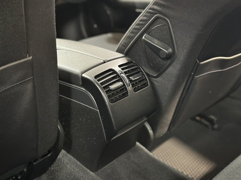 Used Mercedes-Benz C Class 2011 for sale - 77953481: Photo 61