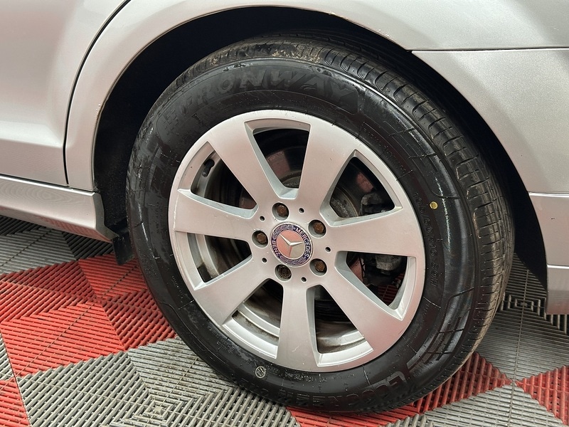 Used Mercedes-Benz C Class 2011 for sale - 77953481: Photo 74