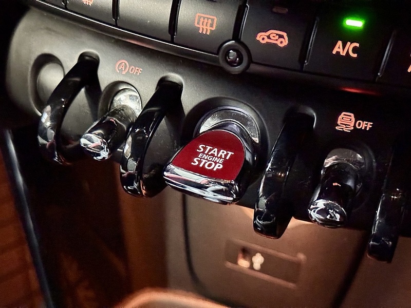 Used MINI Hatch 2018 for sale - 77154022: Photo 31