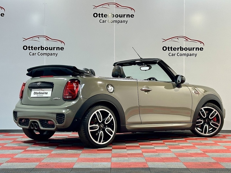 Used MINI Convertible 2018 for sale - 76819367: Photo 10