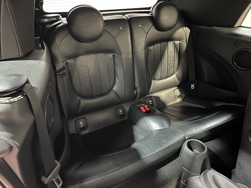 Used MINI Convertible 2018 for sale - 76819367: Photo 11