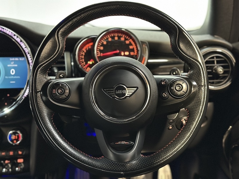 Used MINI Convertible 2018 for sale - 76819367: Photo 21