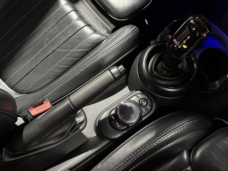 Used MINI Convertible 2018 for sale - 76819367: Photo 22