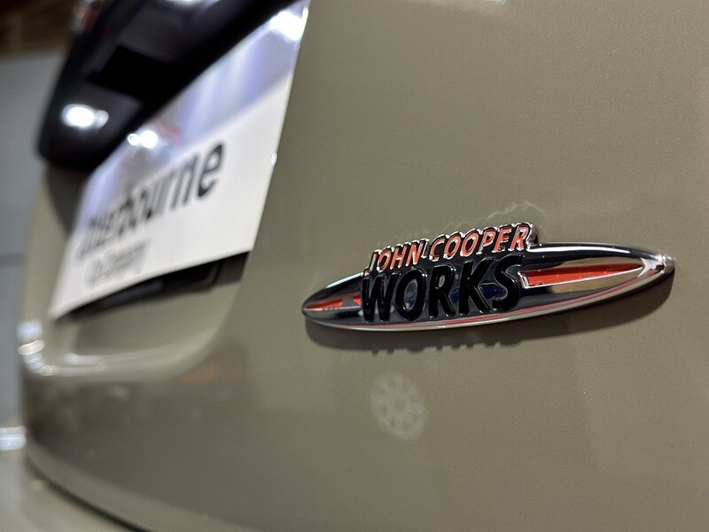 Used MINI Convertible 2018 for sale - 76819367: Photo 38