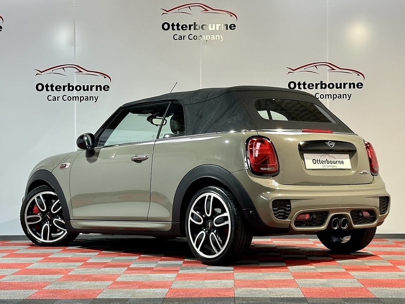 Used MINI Convertible 2018 for sale - 76819367: Photo 4