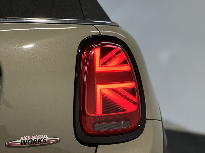 Used MINI Convertible 2018 for sale - 76819367: Photo 44